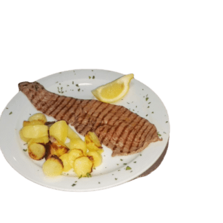 Bistecca di manzo alla griglia con patate al forno